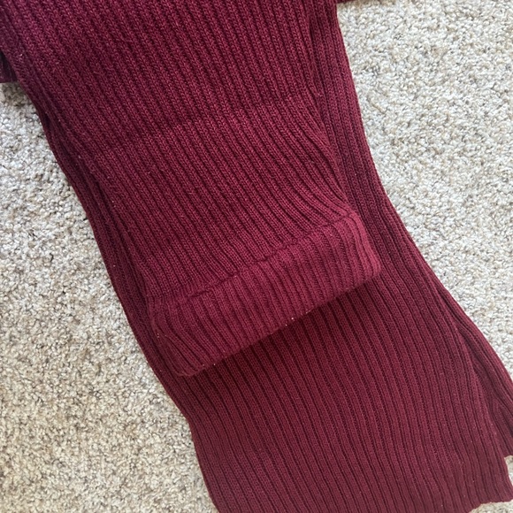 ⭐️ Firm Price ⭐️ EUC Co-ord set Burgundy large size - Picture 8 of 11